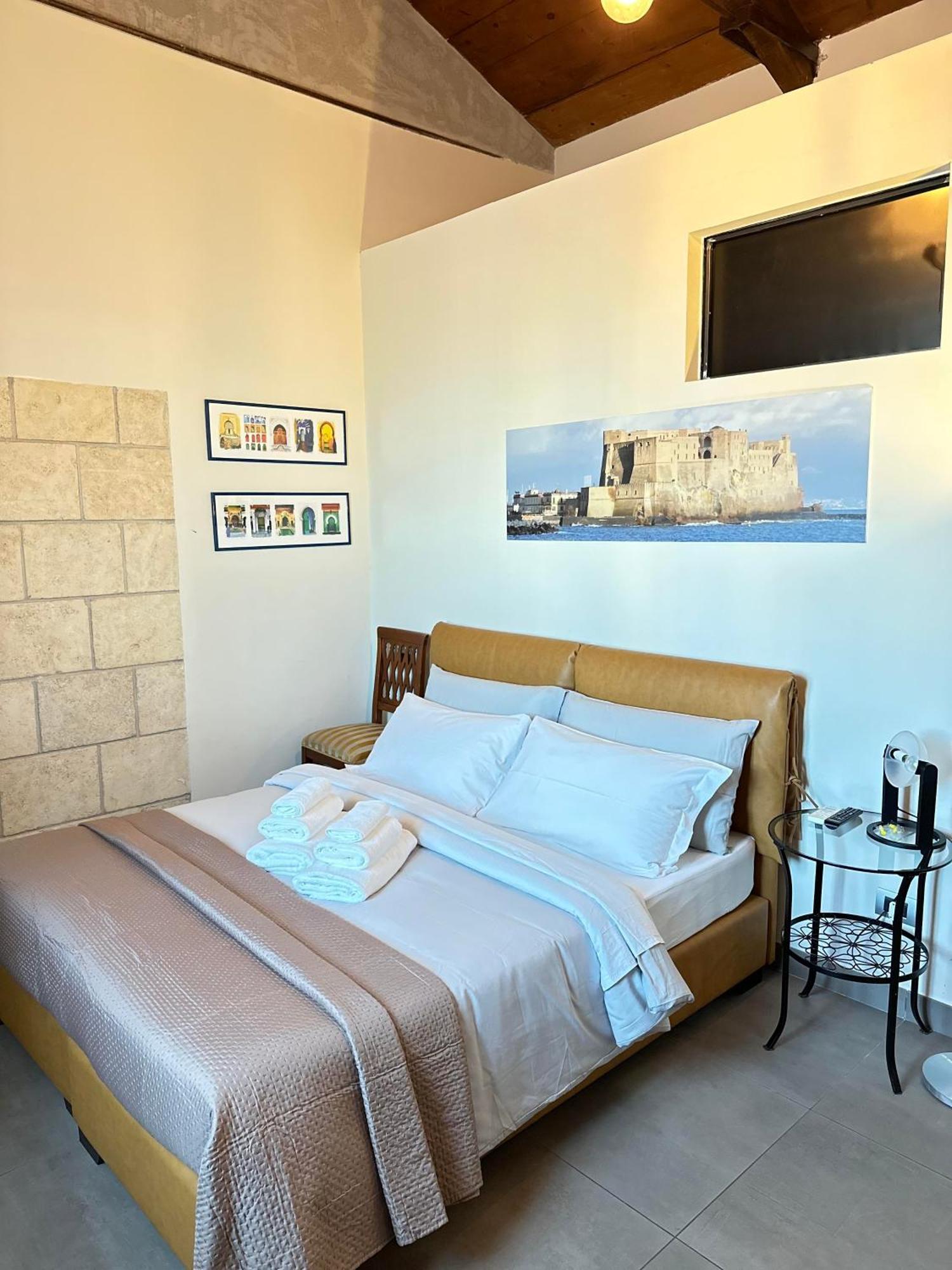 Mansarda Valu Apartment เนเปิลส์ ภายนอก รูปภาพ