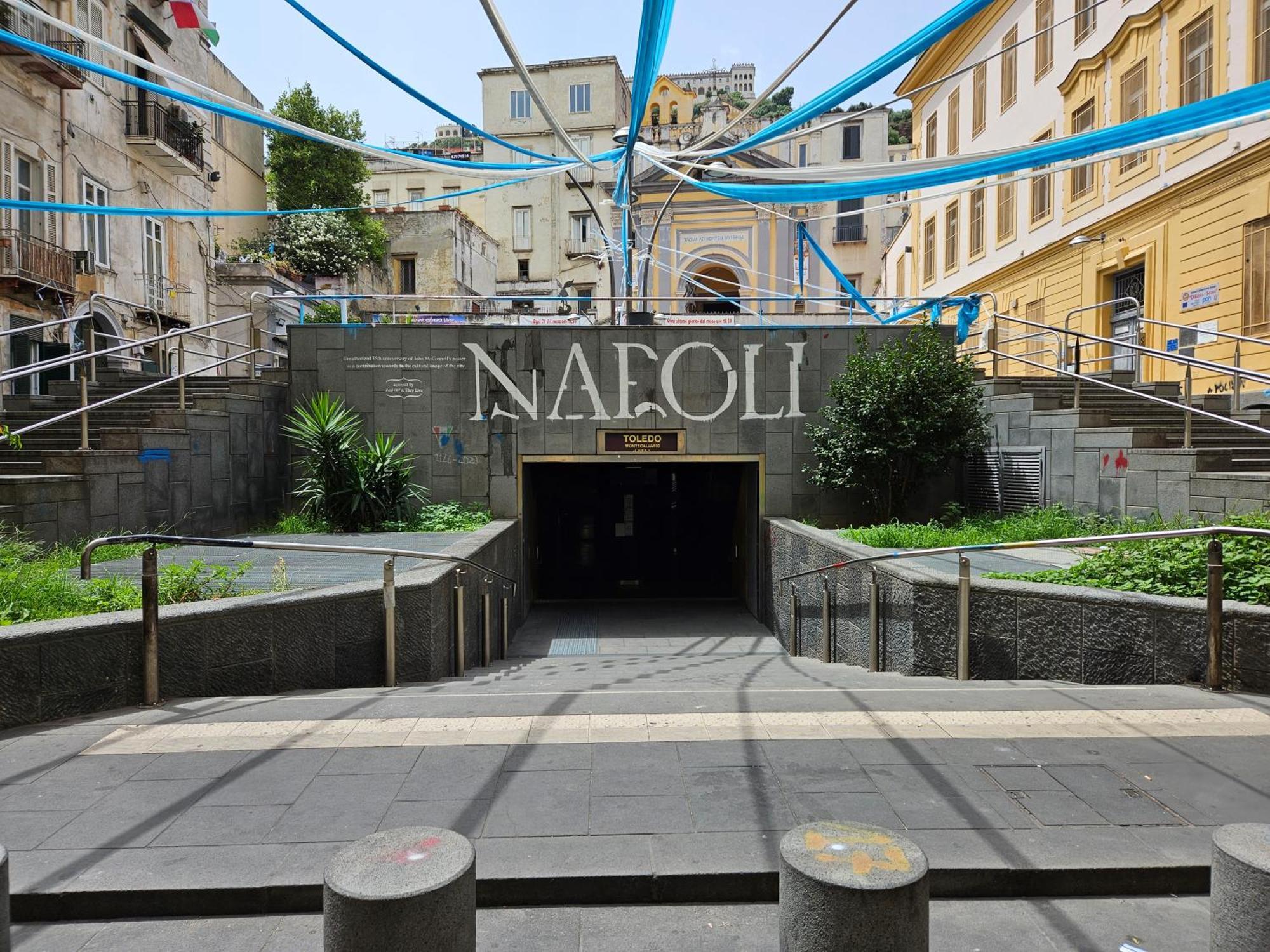Mansarda Valu Apartment เนเปิลส์ ภายนอก รูปภาพ