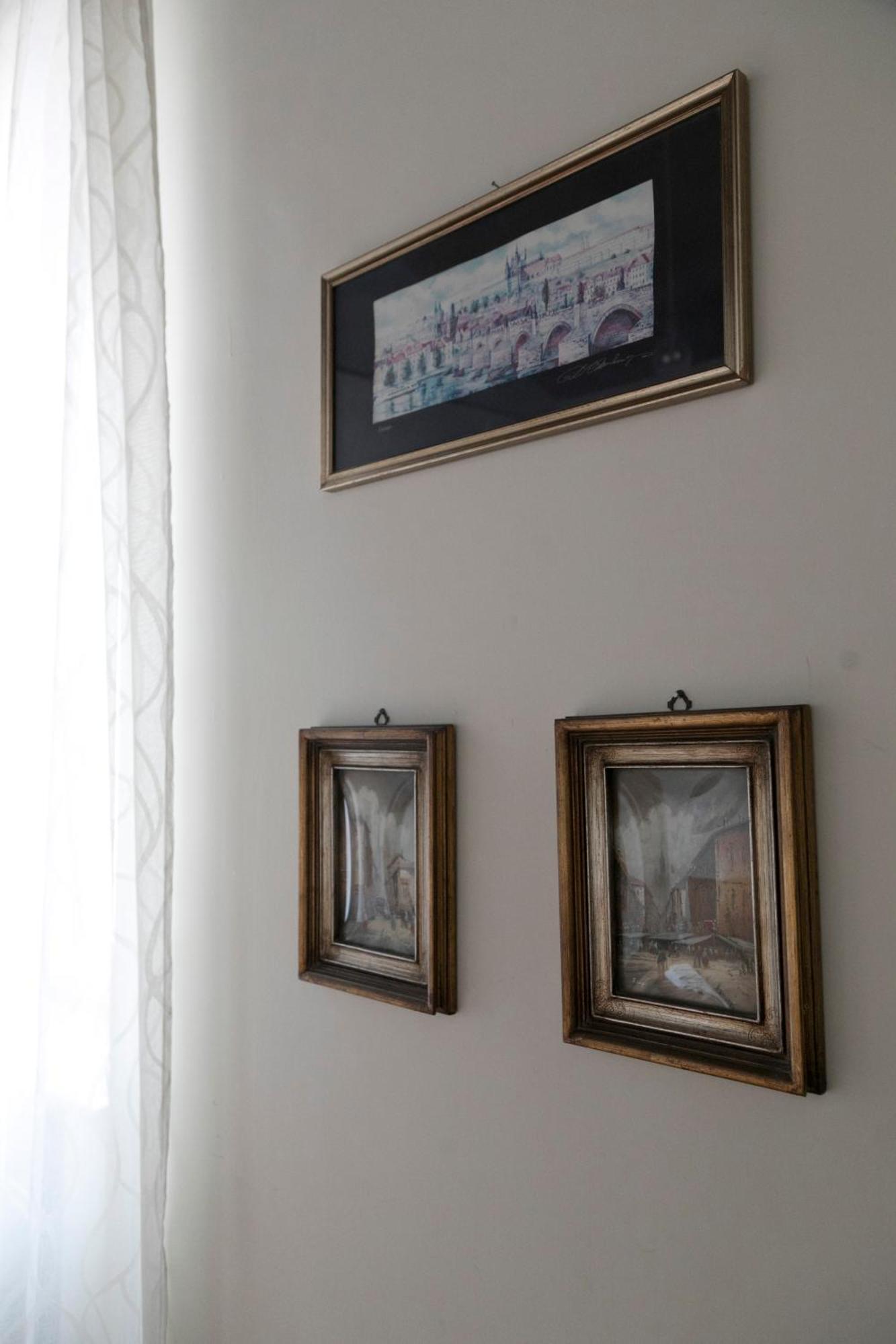 Mansarda Valu Apartment เนเปิลส์ ภายนอก รูปภาพ