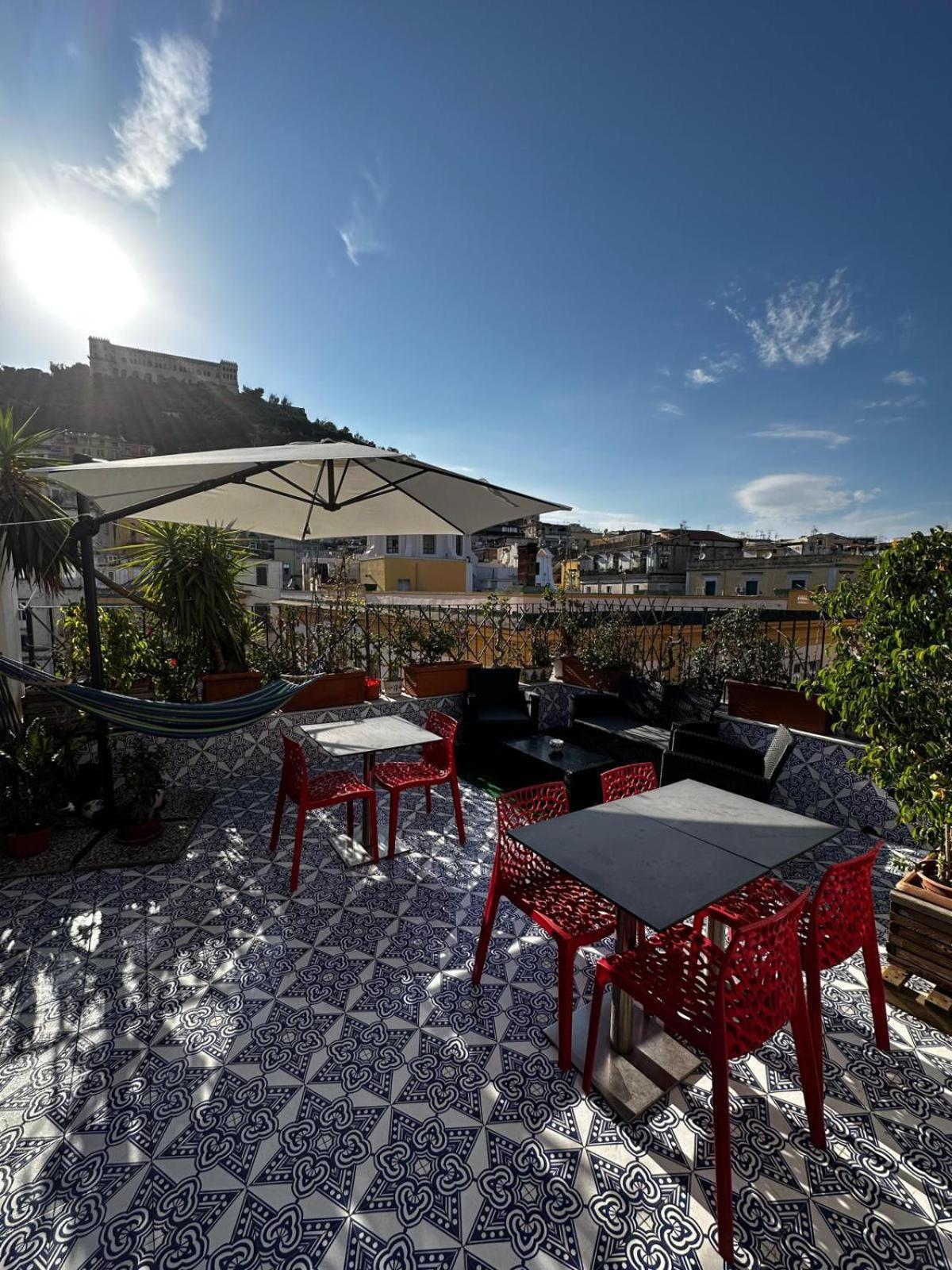 Mansarda Valu Apartment เนเปิลส์ ภายนอก รูปภาพ